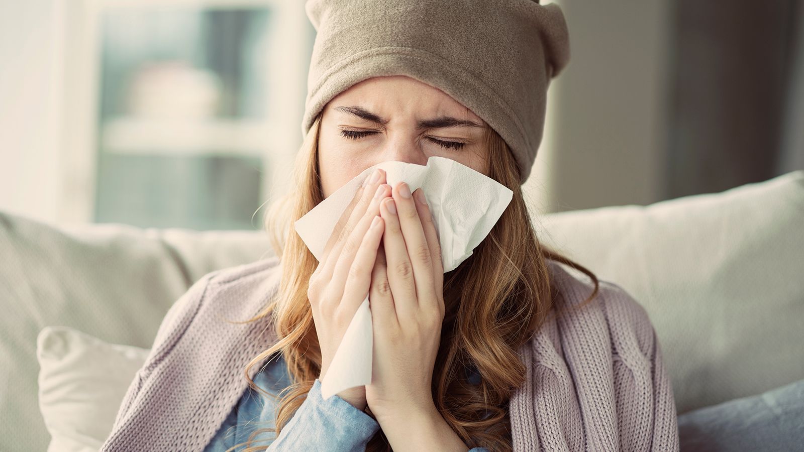 Differentiating Cold and ​Flu: Symptoms, ​Preventative Measures, and ​Treatment