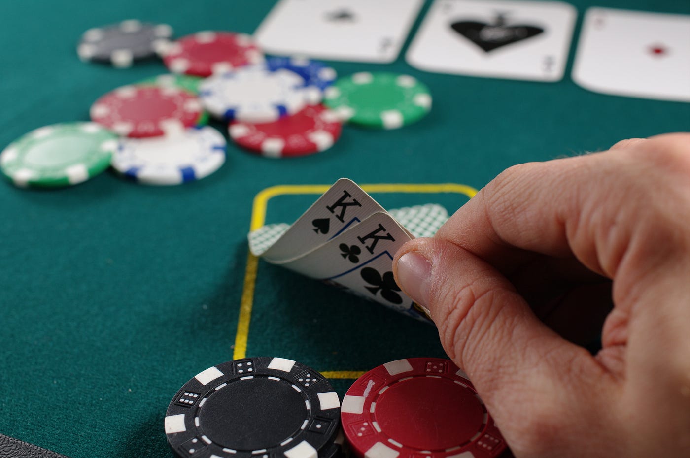 Popular things to know about Poker online